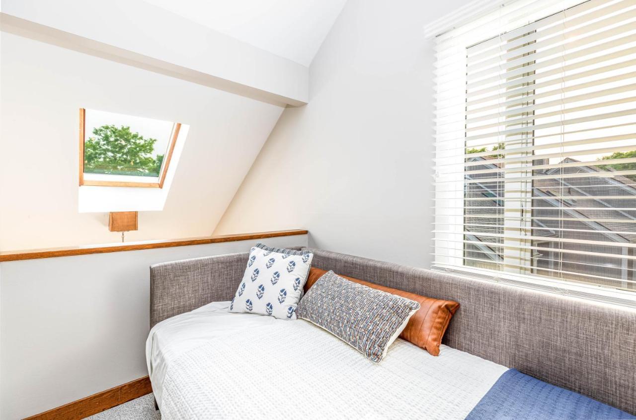 Summer Specials! Cozy King Beds, Pool Access, Galena Territory Amenities, Fireplace, Great Location In Galena Territory On Lake Galena Eksteriør bilde