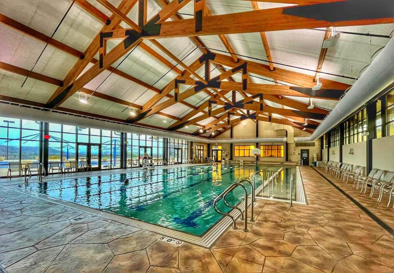Summer Specials! Cozy King Beds, Pool Access, Galena Territory Amenities, Fireplace, Great Location In Galena Territory On Lake Galena Eksteriør bilde